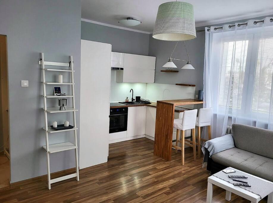 Ferienwohnung Ogrody * Wi-Fi * Jezyce * 3 Km Center Posen Exterior foto